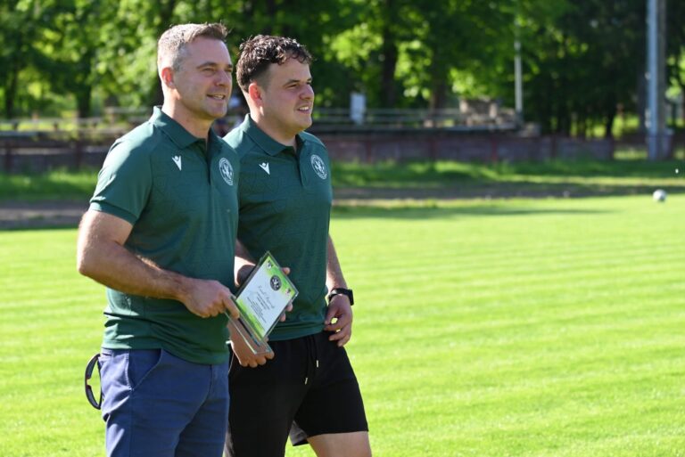 Wesołych Świąt Wielkanocnych od KS Jelenia Góra
