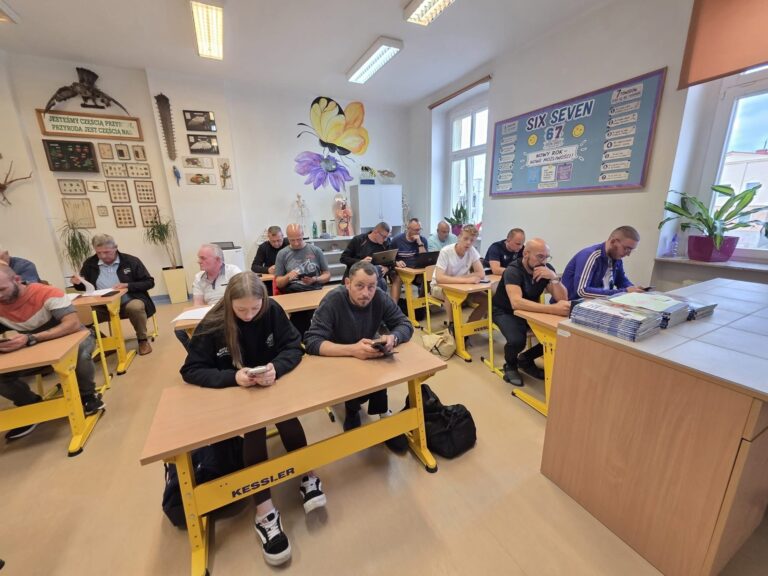 Egzaminy sędziów KS Jelenia Góra za nami – arbitrzy gotowi na kolejne boiskowe wyzwania!