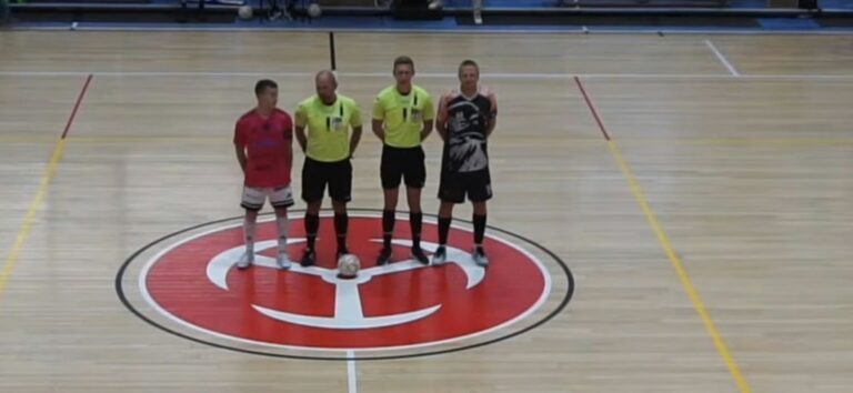 Kolejny krok w sędziowskiej karierze – Marcel Żak zadebiutował w I lidze futsalu!