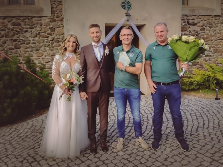 Sędzia się żeni! Konrad Małachowski i Dominika Ezulin powiedzieli sobie sakramentalne „TAK”